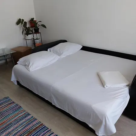 Apartament *